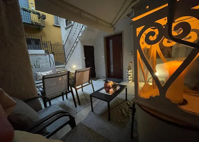 Blue House 바레나