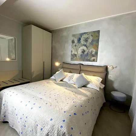 Apartment Blue House